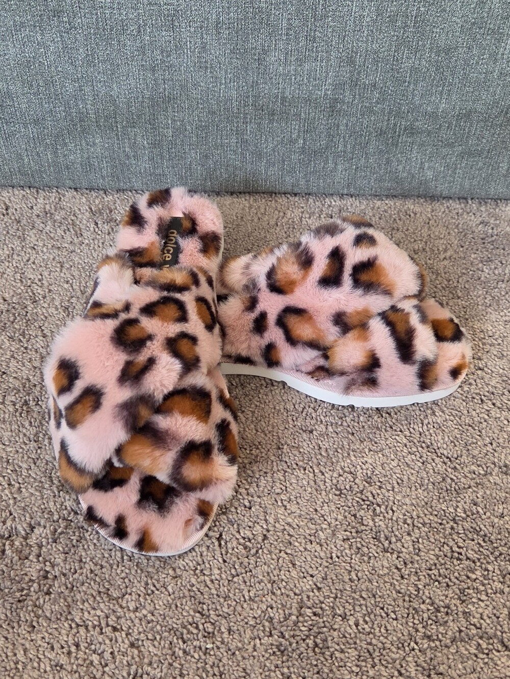 Dolce Vita Pillar Faux Fur Slippers Pink Leopard Print Sz 6 NWOT Anthropologie